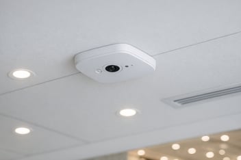 Vemco und Xovis: Hochpräzise Personenzählung direkt verbunden mit Ihrer Analytik